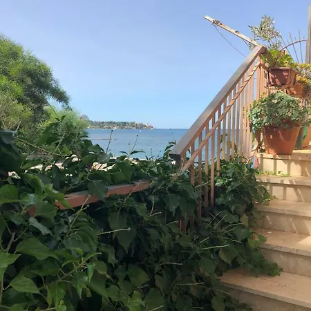 Sea Pearl Semesterbostad